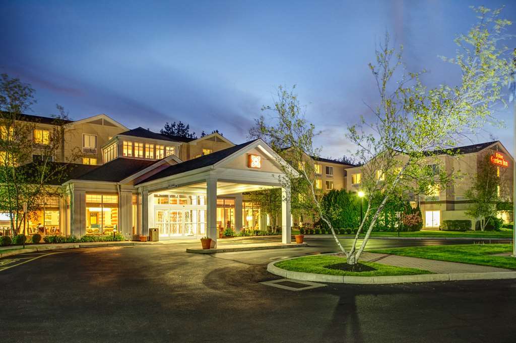 Hilton Garden Hotel 3*